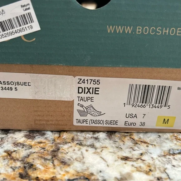 Taupe Suede B.O.C. Sandals size 7 - Picture 4 of 4